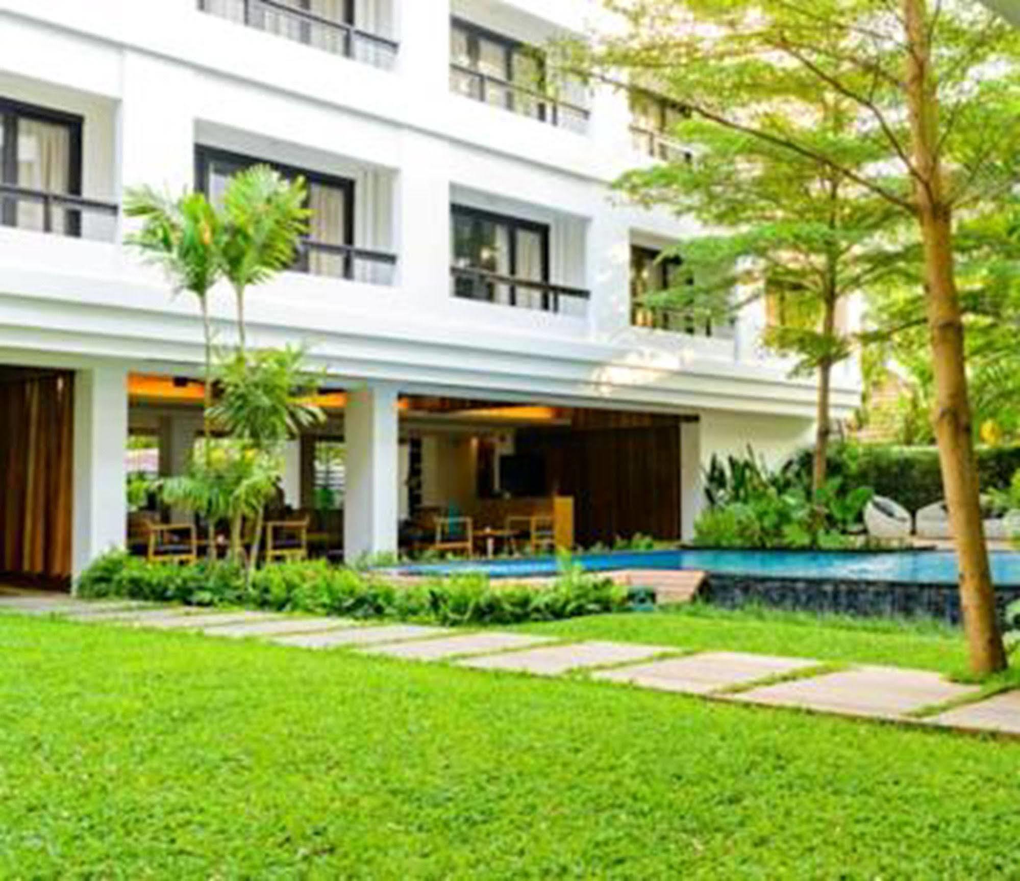 Uma Residence Bangkok Luaran gambar